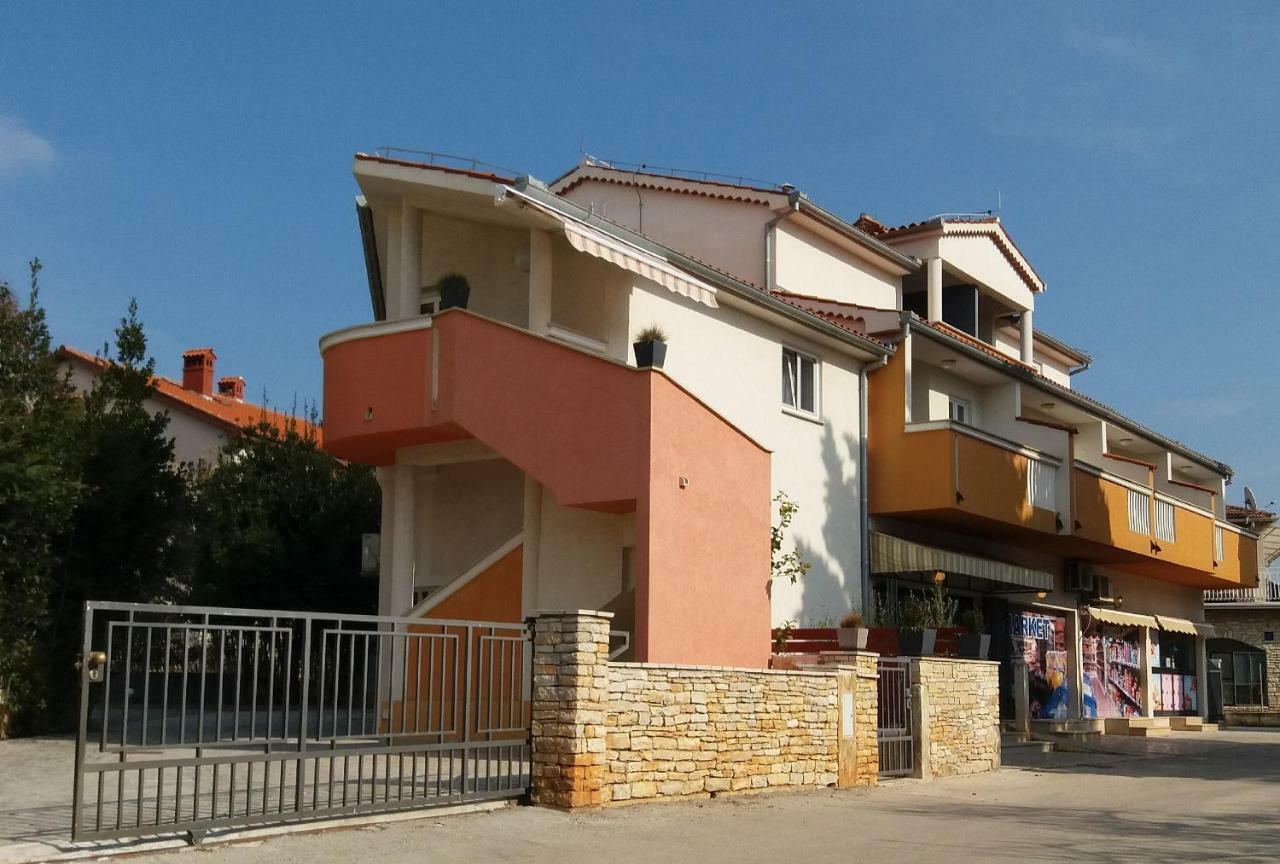 Mare Medulin Apartment Exterior photo